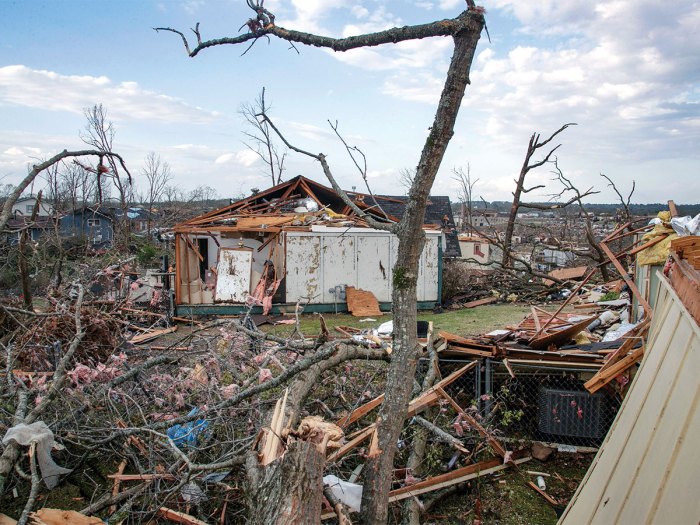 Destruction after a tornado